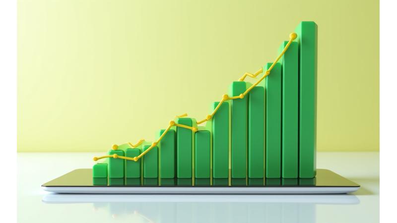 Diagrama, rodanti agrivoltaikos projekto investicijų grąžos (ROI) prognozę per 10 metų.